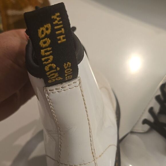 White and Black Combat Moto Boots with Rugged Design - Picture 3 of 9